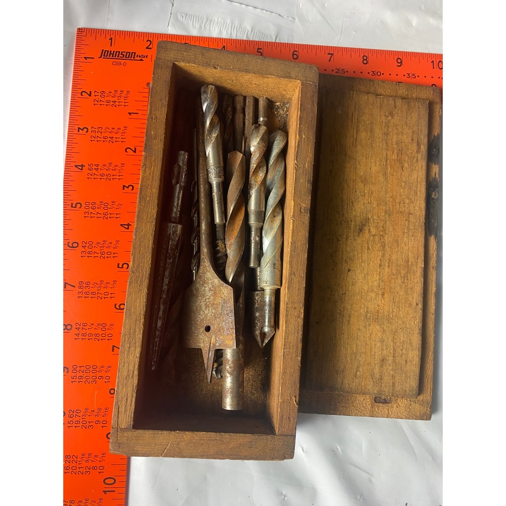 Vintage Assorted Drill Bit Lot Wood Auger Spade Twist Bits Wood Storage Box‎
